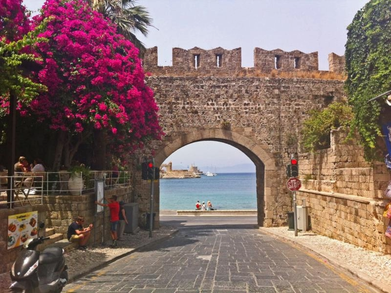 Rhodes Old Town: What to See, Where to Walk & Where to Park